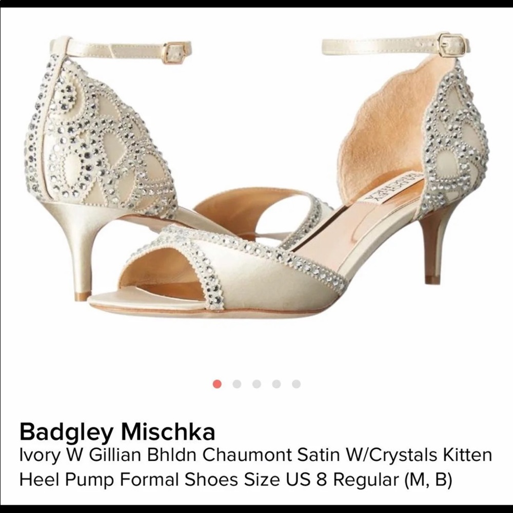 Badgley Mischka kitten heels